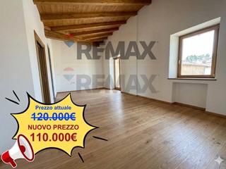Bilocale in Vendita a Viggiù, 110'000&euro;, 70 m²