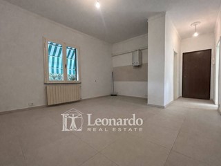 Trilocale in Vendita a Viareggio, 195'000&euro;, 73 m²