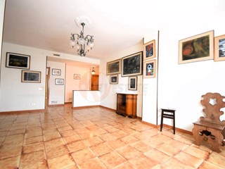 Appartamento in Vendita a Sassari, 220'000&euro;, 151 m²