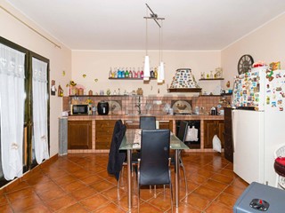 Quadrilocale in Vendita a San Pietro Clarenza, 150'000&euro;, 100 m²