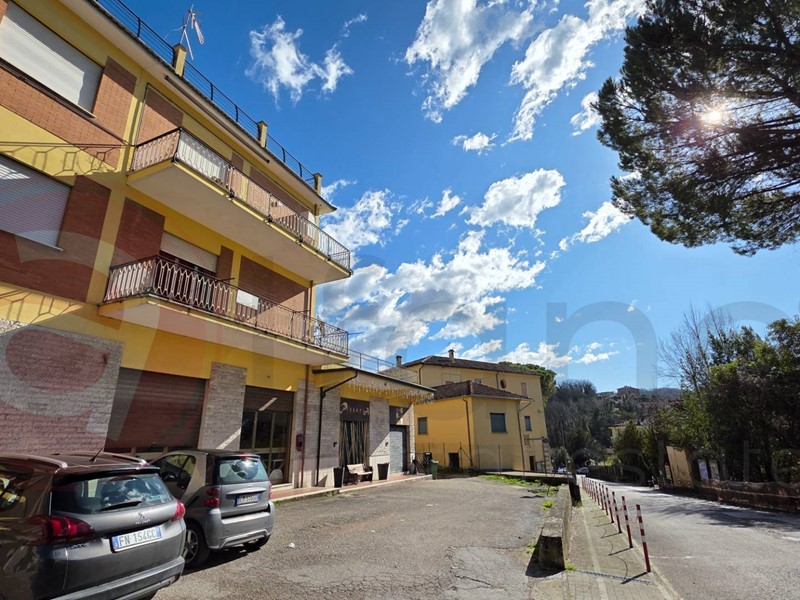 Appartamento in Vendita a Monte San Giovanni Campano, 118'000&euro;, 210 m²