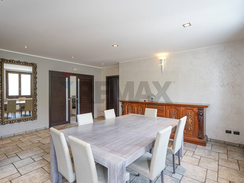 Quadrilocale in Vendita a Dalmine, 280'000&euro;, 173 m²