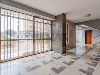 Quadrilocale in Vendita a Palermo, 330'000&euro;, 150 m²