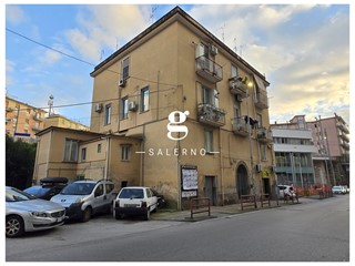Bilocale in Vendita a Salerno, 79'000&euro;, 35 m²