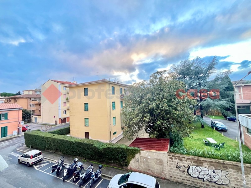 Appartamento in Vendita a Pisa, 290'000&euro;, 130 m², arredato