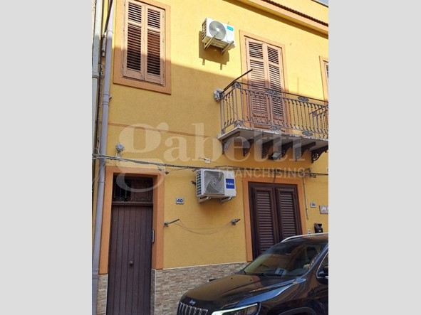 Trilocale in Vendita a Bagheria, 65'000&euro;, 100 m²