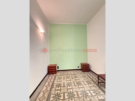 Bilocale in Affitto a Bari, 850&euro;, 90 m²
