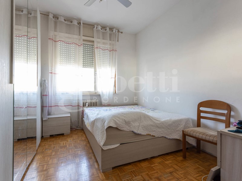 Quadrilocale in Vendita a Pordenone, 105'000&euro;, 80 m², con Box