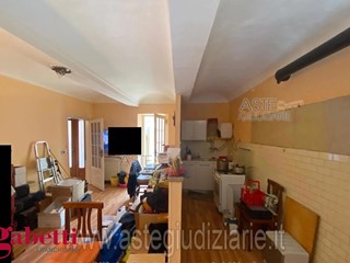 Bilocale in Vendita a Fossano, 90'502&euro;, 53 m², con Box