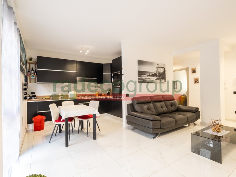 Quadrilocale in Vendita a Livorno, zona scopaia, 245'000&euro;, 82 m², con Box