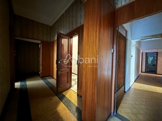Appartamento in Vendita a La Spezia, 330'000&euro;, 200 m²