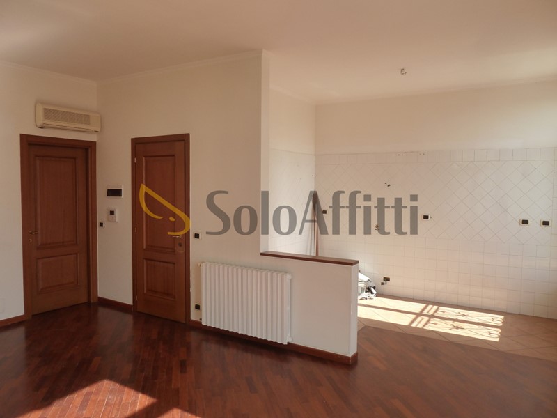 Appartamento in Affitto a Sanremo, 1'300&euro;, 120 m²