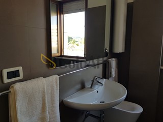 Trilocale in Affitto a Pescara, zona Tribunale Nuovo, 750&euro;, 103 m², arredato