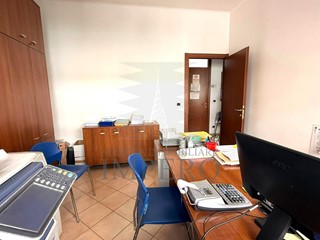 Appartamento in Vendita a Ventimiglia, zona Centro, 179'000&euro;, 75 m²