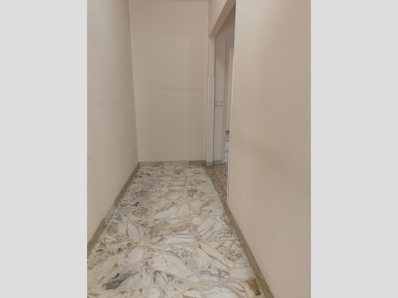 Quadrilocale in Vendita a Valverde, 125'000&euro;, 104 m²