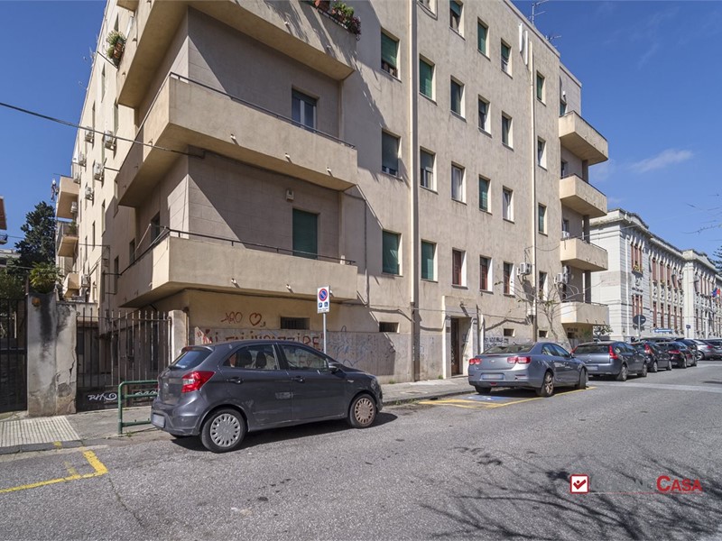 Appartamento in Vendita a Messina, 215'000&euro;, 160 m²