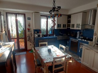 Appartamento in Vendita a Livorno, 480'000&euro;, 208 m², arredato