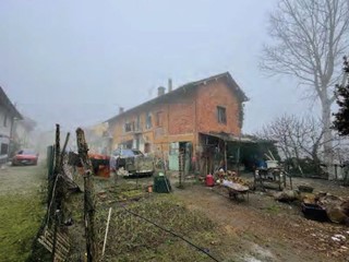 Appartamento in Vendita a Borgo San Siro, 19'238&euro;, 163 m², con Box