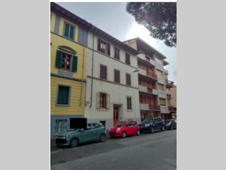 Appartamento in Vendita a Rufina, 129'750&euro;, 98 m², arredato, con Box