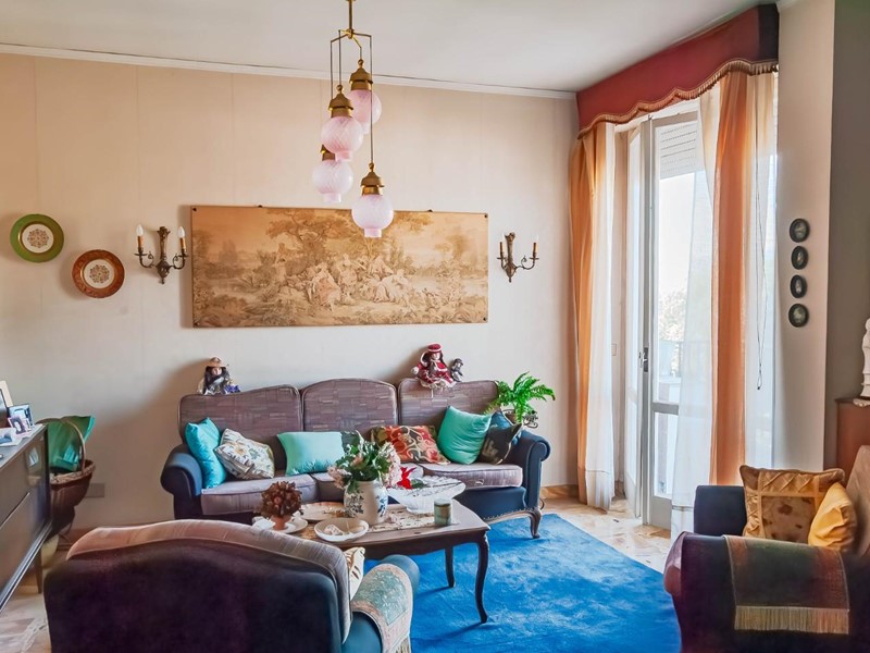 Appartamento in Vendita a Santa Croce sull'Arno, 125'000&euro;, 127 m², con Box