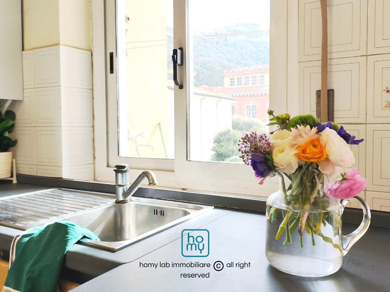 Appartamento in Vendita a Carrara, 165'000&euro;, 130 m², arredato