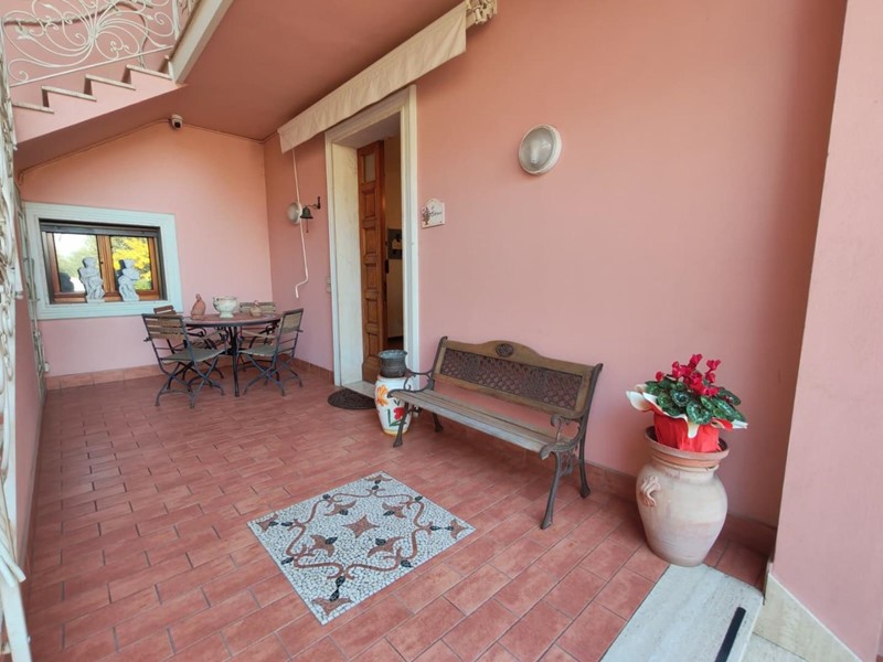 Trilocale in Affitto a Pontedera, zona Santa Lucia, 600&euro;, 70 m², arredato