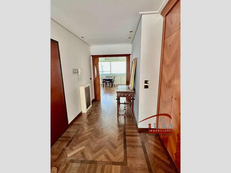 Quadrilocale in Vendita a Siracusa, 180'000&euro;, 150 m²