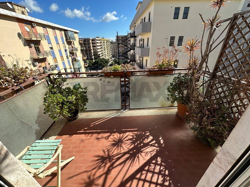 Quadrilocale in Vendita a Palermo, 238'000&euro;, 121 m²