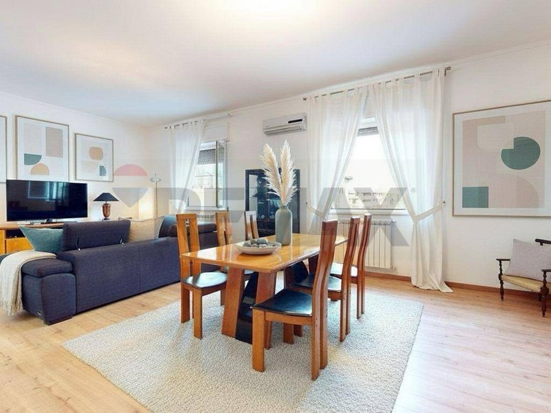 Quadrilocale in Vendita a Palermo, 238'000&euro;, 121 m²