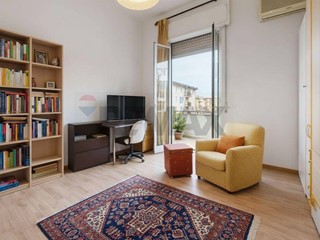 Quadrilocale in Vendita a Palermo, 238'000&euro;, 121 m²