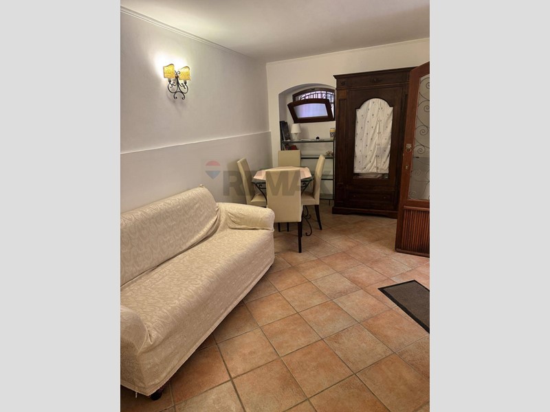 Bilocale in Affitto a Taormina, 900&euro;, 60 m²