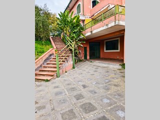 Quadrilocale in Vendita a Acireale, 195'000&euro;, 150 m²