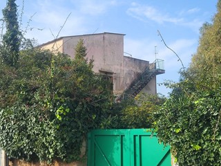 Attico in Vendita a Anzio, 89'000&euro;, 57 m²