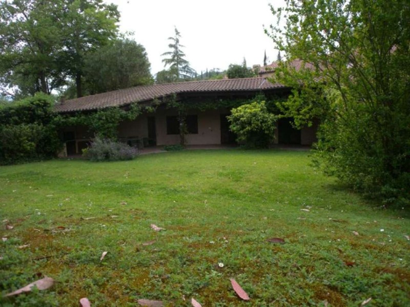 Appartamento in Vendita a Garlenda, 420'000&euro;, 152 m²