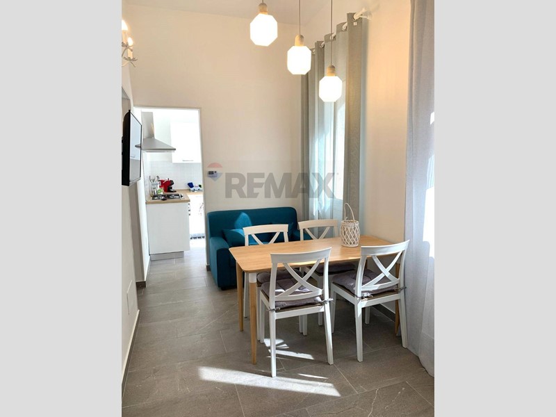 Trilocale in Affitto a Palermo, 680&euro;, 80 m²