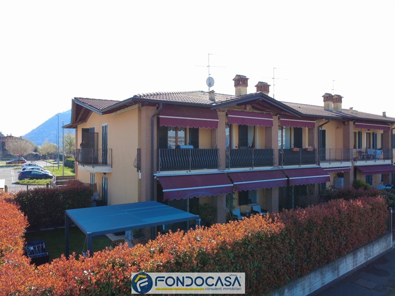 Trilocale in Vendita a Erbusco, 165'000&euro;, 103 m²