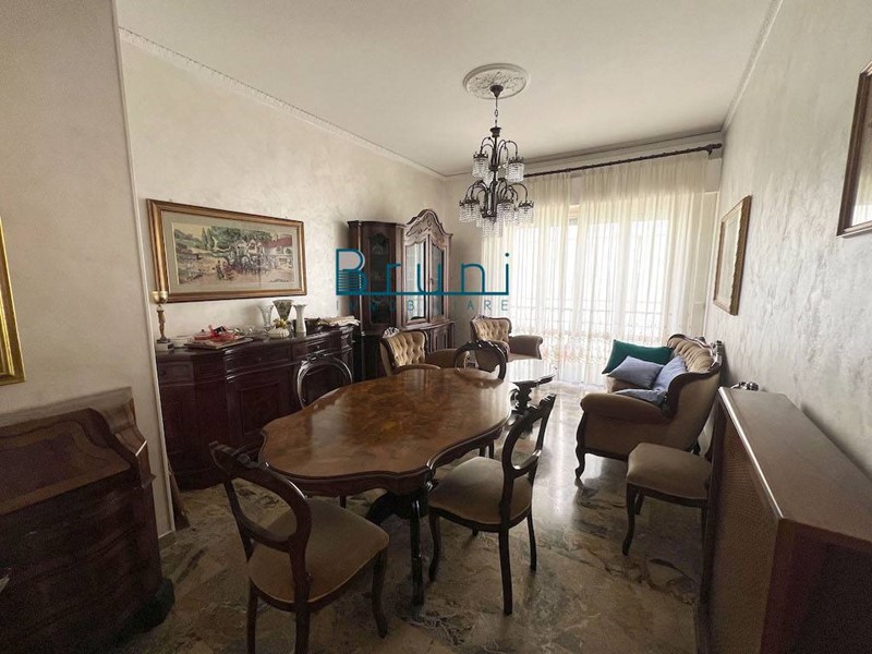 Appartamento in Vendita a San Benedetto del Tronto, 220'000&euro;, 110 m²