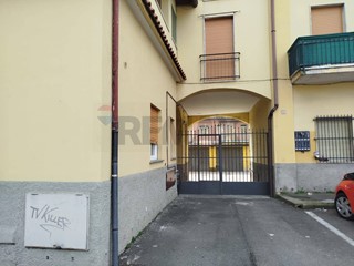 Bilocale in Vendita a Limbiate, 135'000&euro;, 61 m²