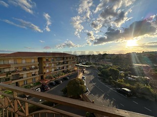 Quadrilocale in Vendita a Gravina di Catania, 175'000&euro;, 120 m²