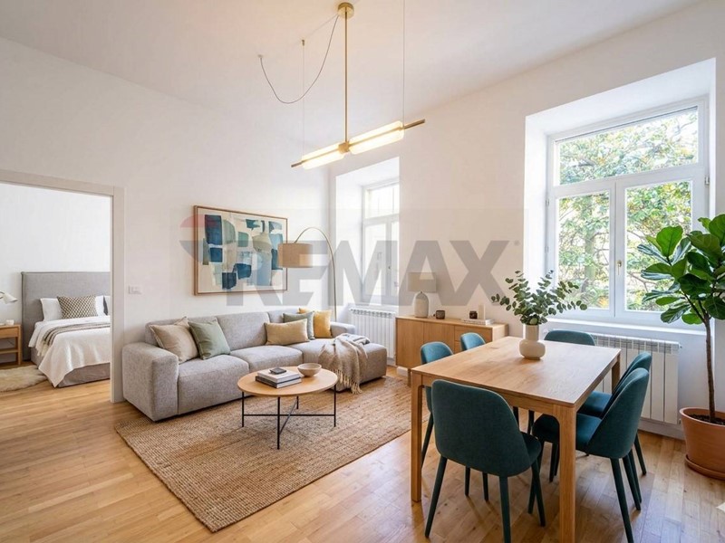Bilocale in Vendita a Trieste, 240'000&euro;, 61 m²