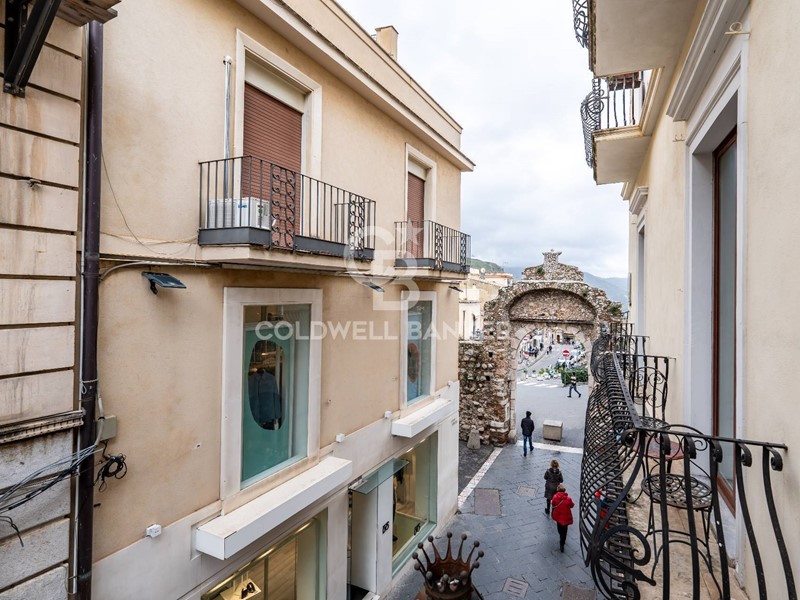 Appartamento in Vendita a Taormina, 1'300'000&euro;, 146 m²