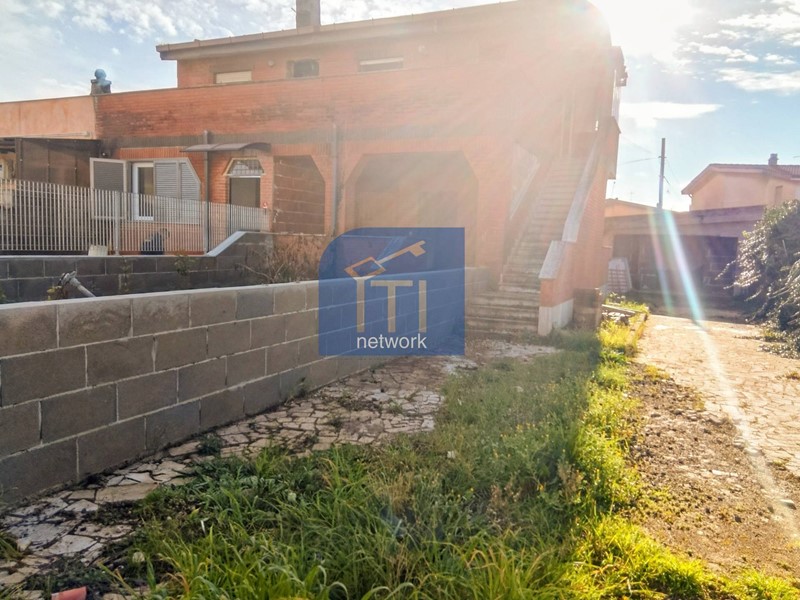 Bilocale in Vendita a Ardea, 59'000&euro;, 60 m²