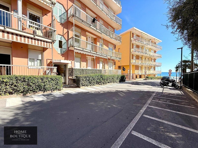 Quadrilocale in Vendita a Andora, 220'000&euro;, 70 m²