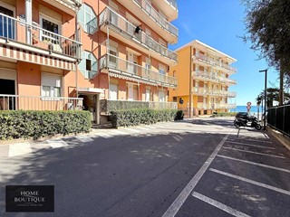 Quadrilocale in Vendita a Andora, 220'000&euro;, 70 m²