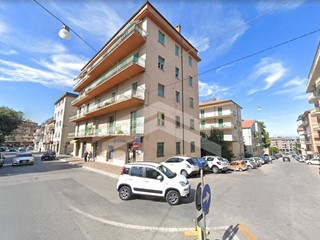 Trilocale in Affitto a Campobasso, 400&euro;, 100 m²