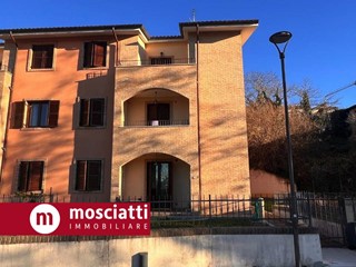 Appartamento in Vendita a Castelraimondo, 298'000&euro;, 220 m²
