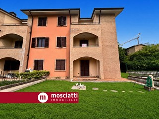 Appartamento in Vendita a Castelraimondo, 270'000&euro;, 220 m²