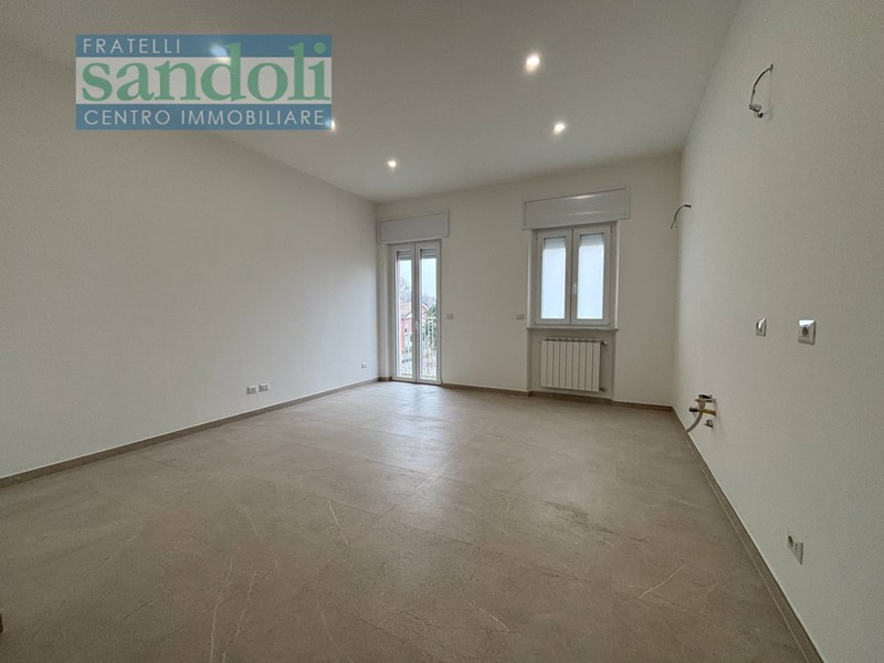 Trilocale in Vendita a Vercelli, 75'000&euro;, 75 m²