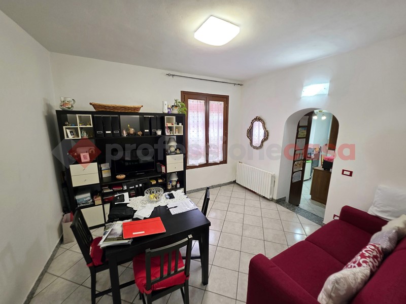 Trilocale in Vendita a Cadorago, 125'000&euro;, 90 m²