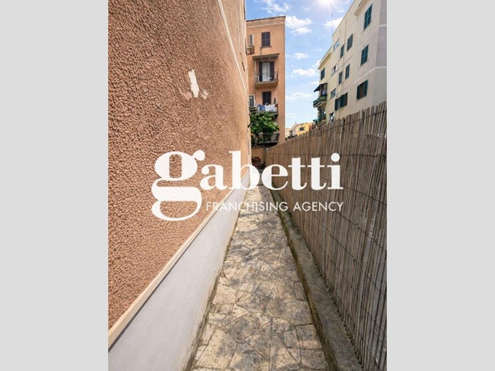 Bilocale in Vendita a Roma, 179'000&euro;, 60 m²